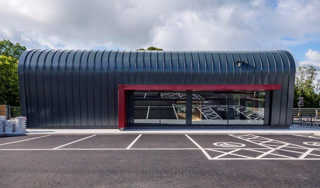 bandkbuild's tweet photo. Recently completed @CostaCoffee shell in #leamingtonspa for #trilogy #Construction by our  #KPS team &amp; #pm @RPPNews http://t.co/UMg2Bp4oYR