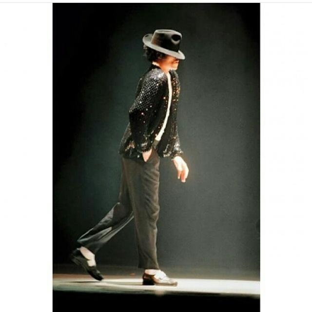 MJ moonwalker