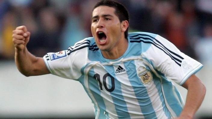 Happy Birthday.. Juan Roman RIQUELME
24 Juni 1978 