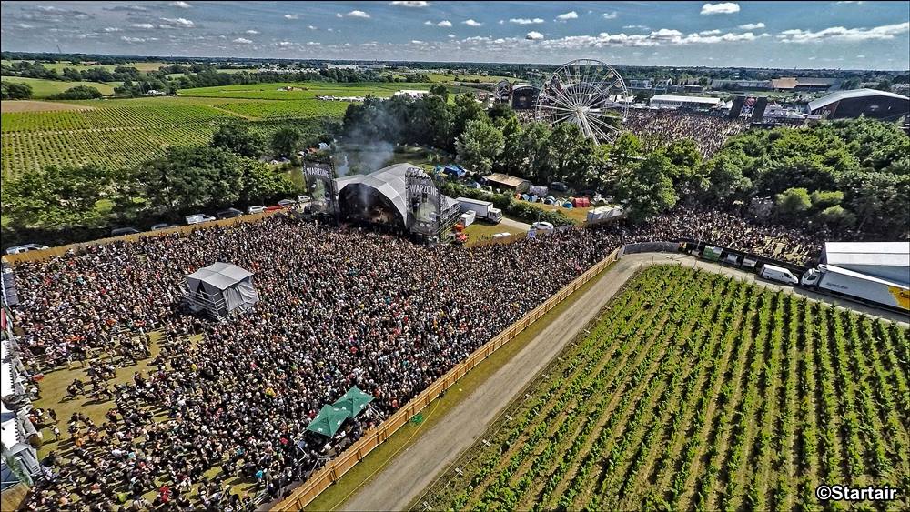 Metalorgie's tweet photo. Toujours plus de photos/reports du @hellfestopenair, hésitez pas à balancer des liens : http://t.co/32lzeIOcxx http://t.co/x8TKGaEzaI