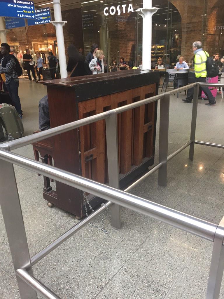annacookson's tweet photo. A busker plays 'Mad World' on the piano. I think the passengers who've been here all night would agree. http://t.co/NPsMrogyqQ