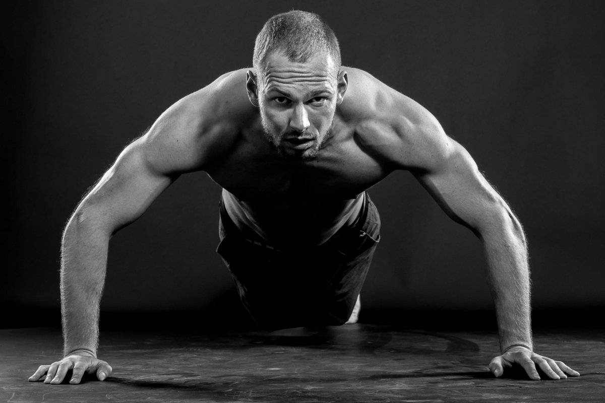 ExerciseHunters's tweet image. Having fun n photo shoot! Getting ready for awsome exercise hunting!
#exercisehunter #fitnessblog #athletics #health