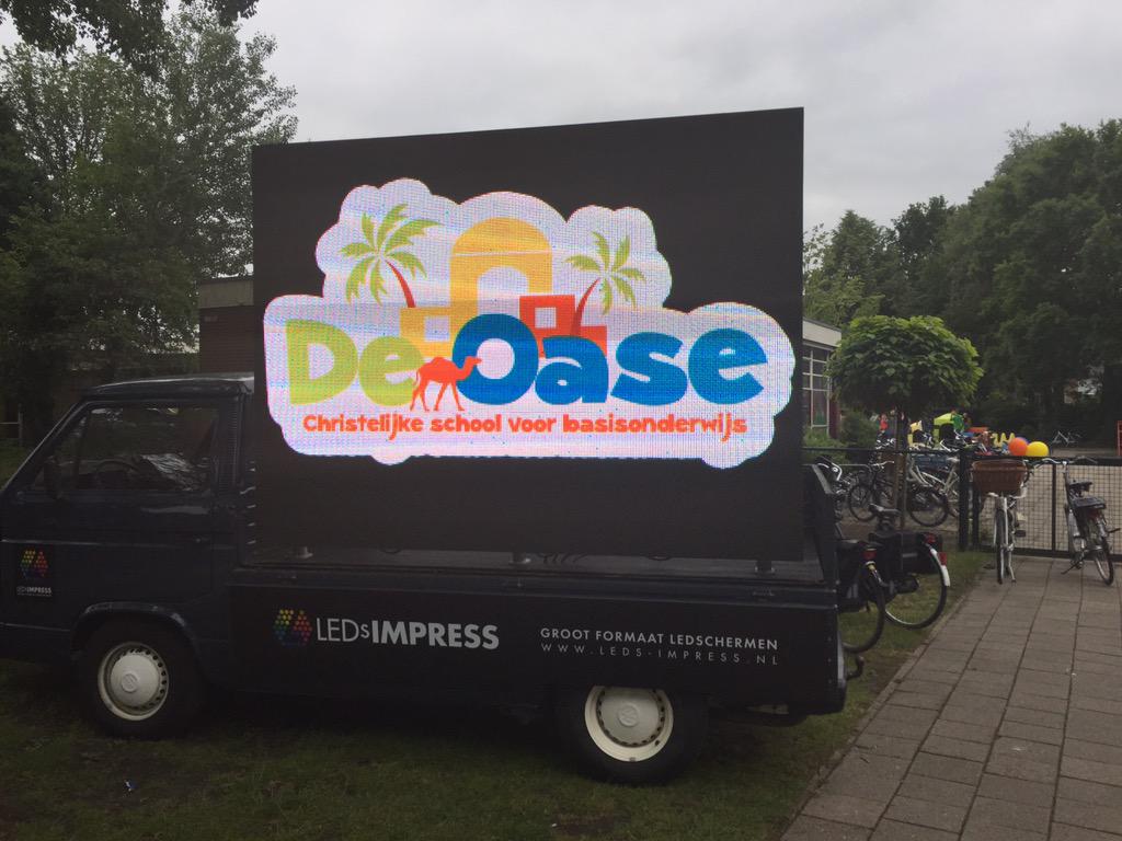 mvandulmen's tweet photo. En het is officieel: @DeOaseTwello is vanaf vandaag #stephen #Covey school! #voorst #schoolconcept #toekomst http://t.co/H39yozsHeW
