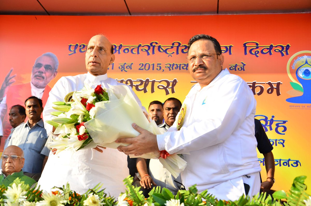 CSIGCRPF's tweet photo. INTERNATIONAL YOGA DAY ORGANIZING BY CENTRAL SECTOR CRPF LUCKNOW ON 21/06/2015 AT K.D. SINGH BABU STADIUM LUCKNOW. http://t.co/5WGMrMsyrh