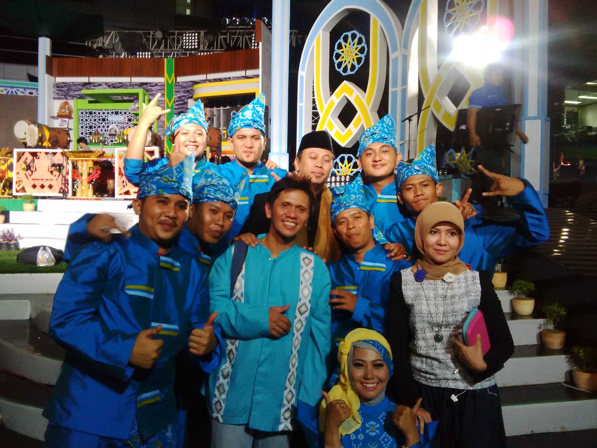 GilRamadhan's tweet photo. Siger Lampung http://t.co/o2qMWbbWF8