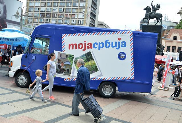 visitpalic's tweet photo. #Karavan #MojaSrbija u petak 26.06. dolazi u Suboticu. #Subotica #Palic #Srbija / #Program 
http://t.co/YuZzq6Ns6V http://t.co/3BOfJJP74T