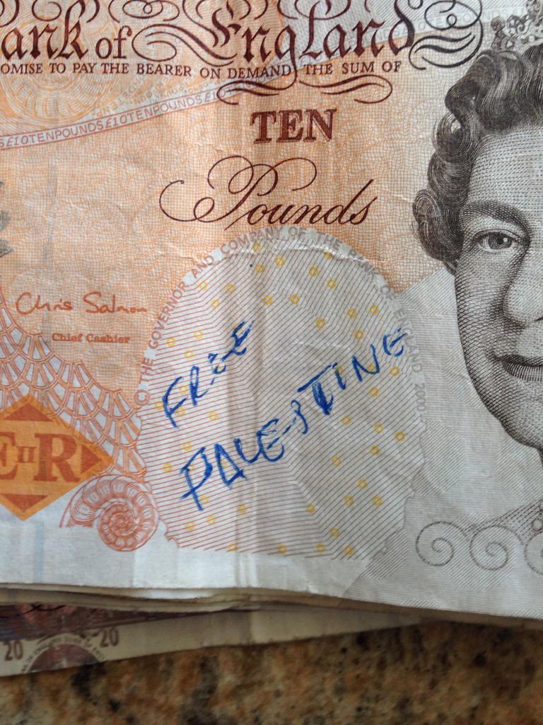 AndyMacNevin's tweet photo. Just found this written on a random tenner....good luck with that!!! http://t.co/2pYELC1w0G