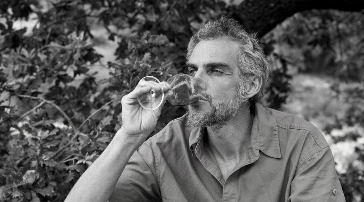 Aujourd'hui : découvrez les #vinsnaturels de Sylvain Respaut et les adresses où les boire afoodtale.com/article_licenc…