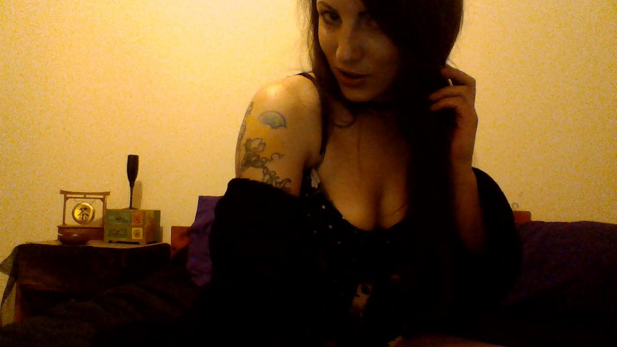 mistress_rave's tweet photo. getting on #MyFreeCams in 10 #FirstCam #NervousExcited
i need a helper so please come check me out #LexxLordez << http://t.co/afyuN9NWKH