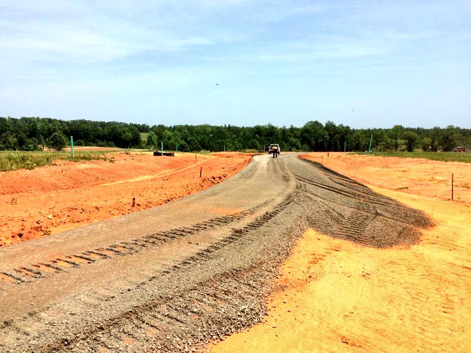 CutalongVA's tweet photo. More roads going in.... http://t.co/q6kozvaBy6