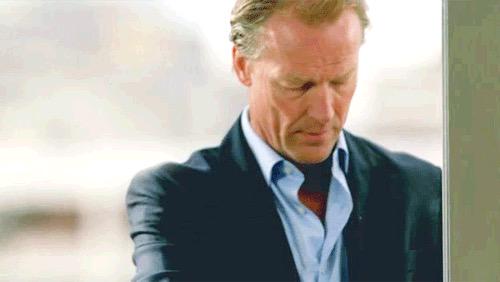 Happy Bday, Iain Glen <3 so gorgeous! 