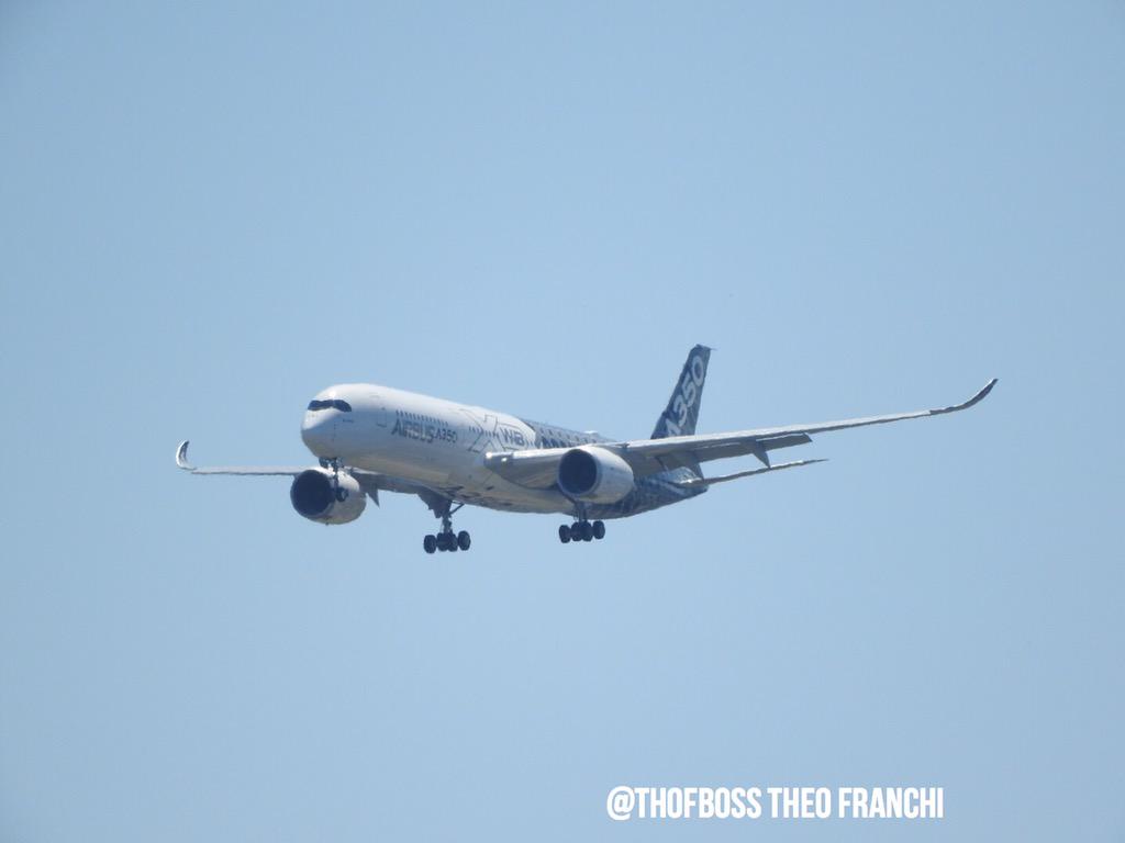 THOFBOSS's tweet photo. A350 #FWWCF flight test and go around in Toulouse @Airbus @airlivenet #avgeek #AllThingsAirbus http://t.co/JEsU2uV6Jc