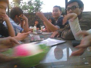 DipovilUndip's tweet photo. Mari berbuka puasaa,,, http://t.co/cjYXh4BTN1