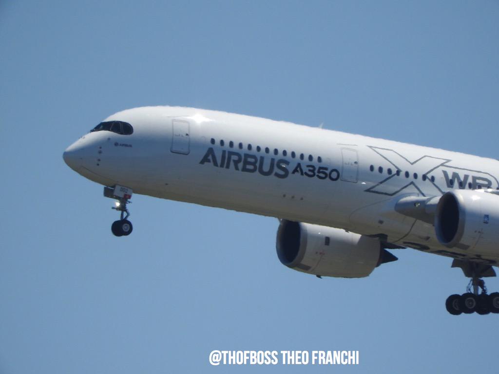 THOFBOSS's tweet photo. A350 #FWWCF flight test and 2nd go around in Toulouse @Airbus @airlivenet #avgeek #AllThingsAirbus http://t.co/8lU9u4iIo4
