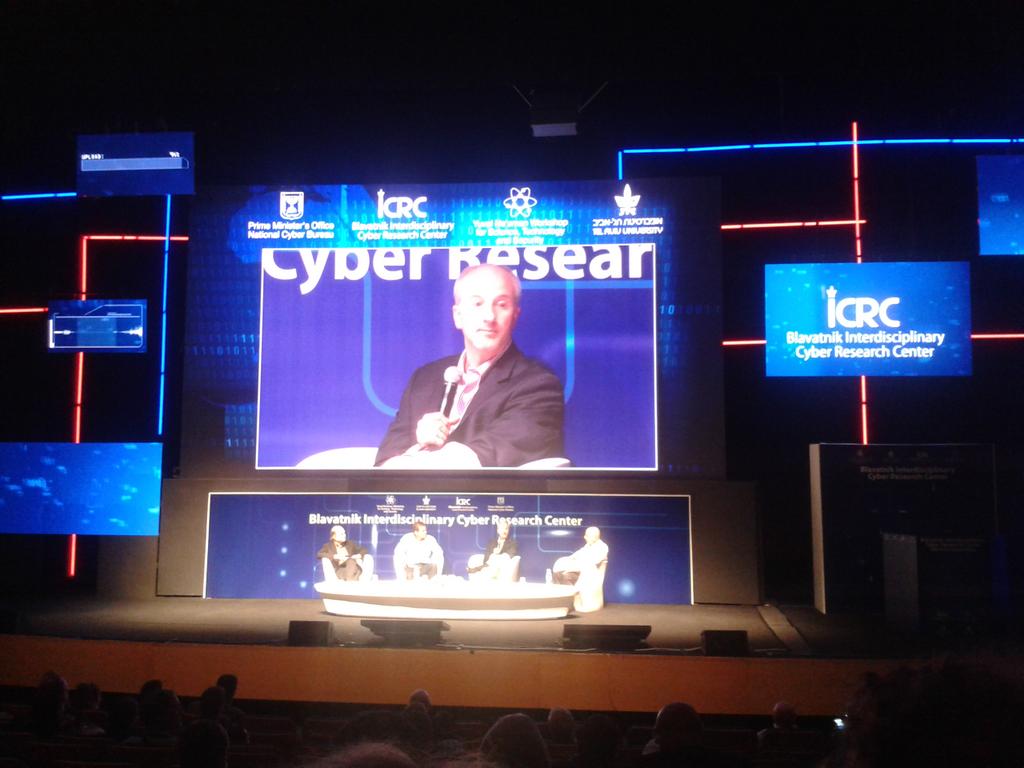 MarieVosC's tweet photo. Amazing talk about #cyberattacks on @Sony at the #cybersecurity conference with @Bruce_Schneier #ESTTLV http://t.co/iUGNpze2nL