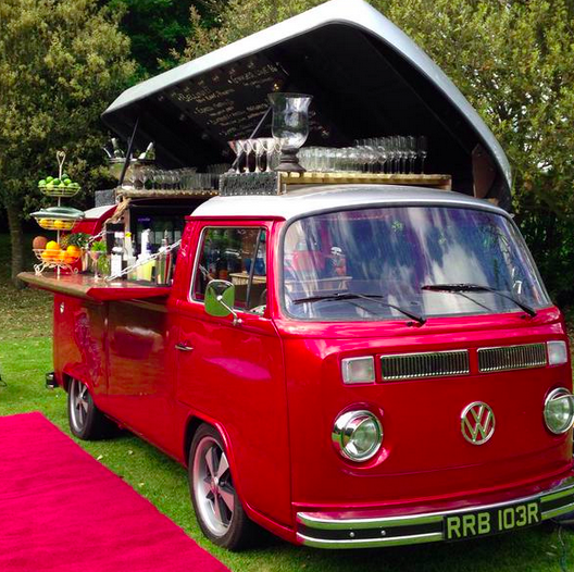 BloodyMarianne's tweet photo. A quand les cocktail trucks à Paris? via @ReverseWineSnob http://t.co/v2aEgY9qLv