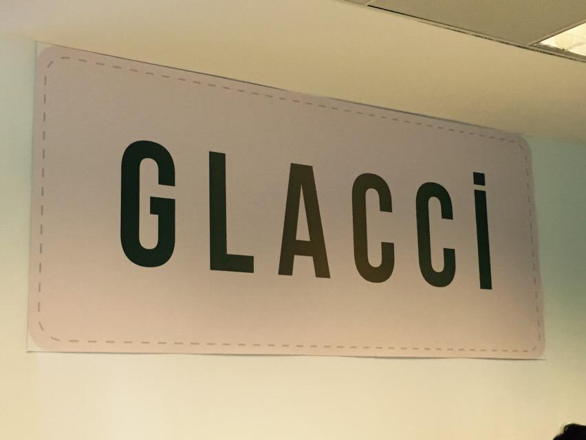 jmmaciasgil's tweet image. Imagen en la ofi @GlacciTV @gruposecuoya @NovigoSecuoya #moda #modaenmovimiento #fashion #style #lifestyle #luxury 👏😎