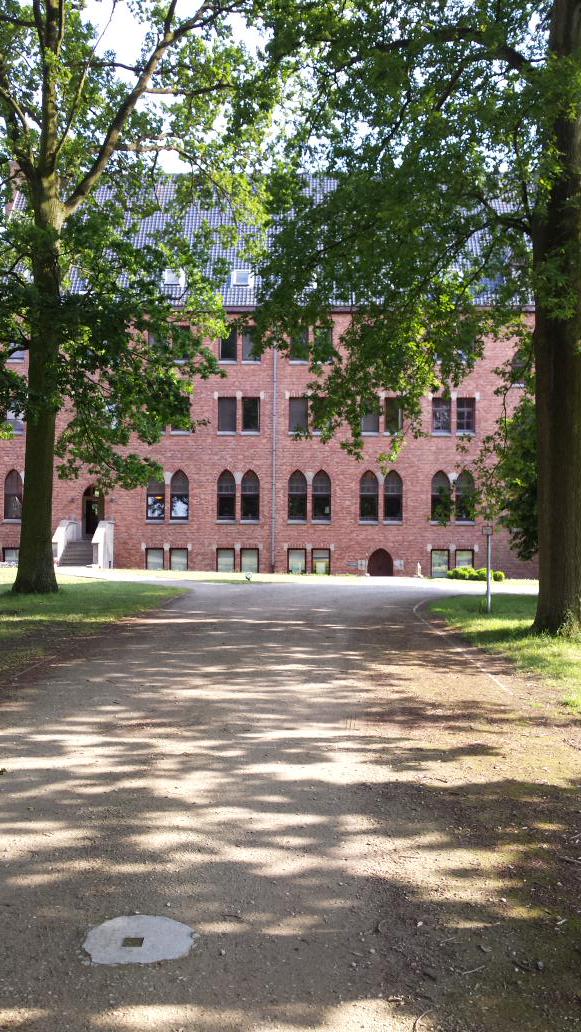 vanDoorenK's tweet photo. Will this place inspire our #talents enough?  Ready to kick off our #talentmanagement program #HITASC http://t.co/UQn4fVmqT9