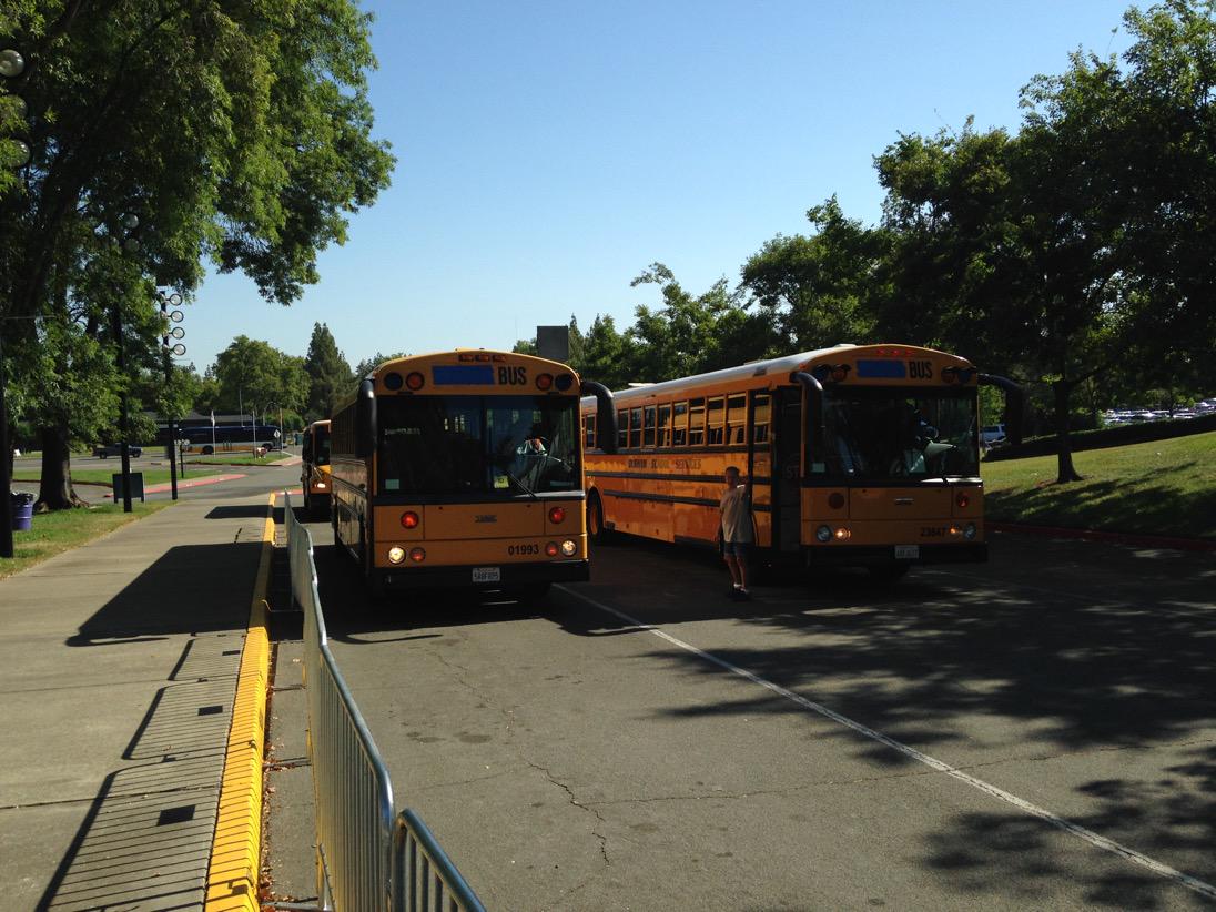 Free parking free shuttle to <a href="/usga/">USGA</a> <a href="/usopengolf/">U.S. Open</a> senior event <a href="/DelPasoCC/">Del Paso CC</a> about a 1000 cars in the lot already.