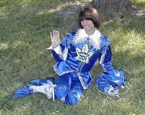 marcotwentysix's tweet photo. It's Leafs Hatred Wednesday everybody!!! #LeafsSuck #MapleQueefs #MapleGolfers http://t.co/7QBJLLQlMl
