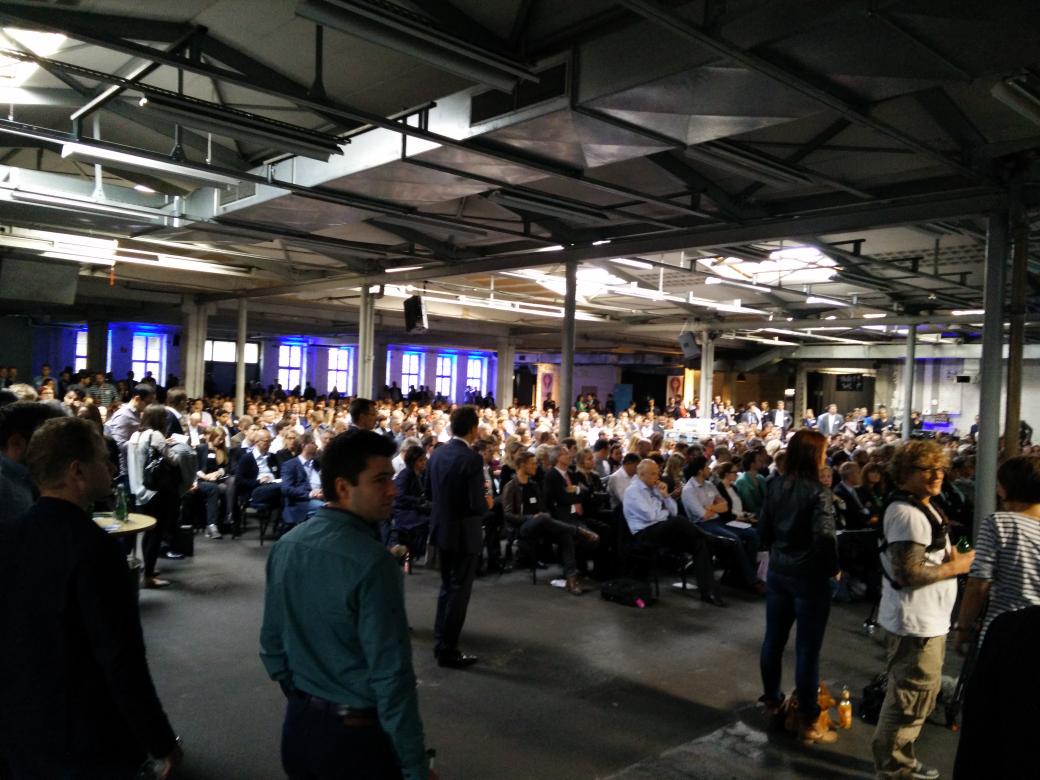 wirecloudTEL's tweet photo. @wirecloudTEL at #rpitchfinale #huge #startup #event http://t.co/bVhbsATp1y