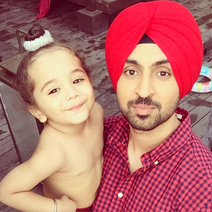 diljitdosanjh's tweet photo. #SardaarJi #26June Cuteness Overloaded Ho Rahian Ne Foto Ch๐ป๐ป #BuggiFans Two Days 2 GO....... ๐ http://t.co/p0tzjkLgQY