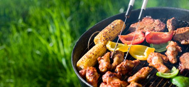 Firing the BBQ up this weekend? Ask in store for our #BBQ packs. Need a new #BBQ? Check out <a href="/HillmountGarden/">Hillmount</a> #meat