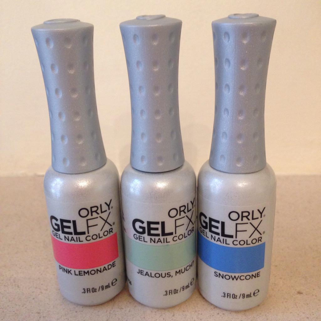 StephaniieDavey's tweet photo. The Blue is my new favourite! Gels are only £16 this month ! http://t.co/xR4IKL0S6e http://t.co/pG5HCVZAUP