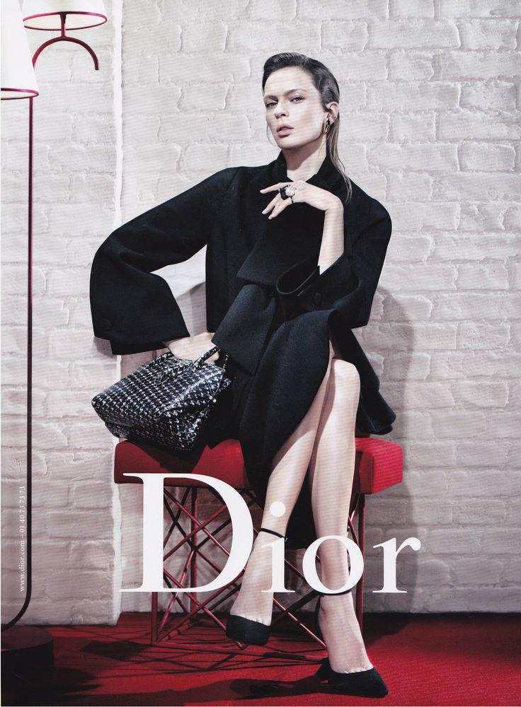 ChastelMarechal's tweet photo. @Dior advertising in @VogueParis, #furnitures by Jean Royère ! #design #artdeco : https://t.co/6f8e0NFEiP http://t.co/kZNr6OTlat