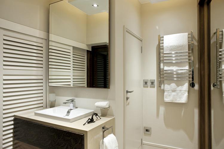 WMI_interiorDec's tweet photo. @bonang_m we do full home interior Decors &amp; designs, inquire by e-mail on info@wmi.co.za or http://t.co/g3dPlcIBpl http://t.co/0x2Yqn72nL