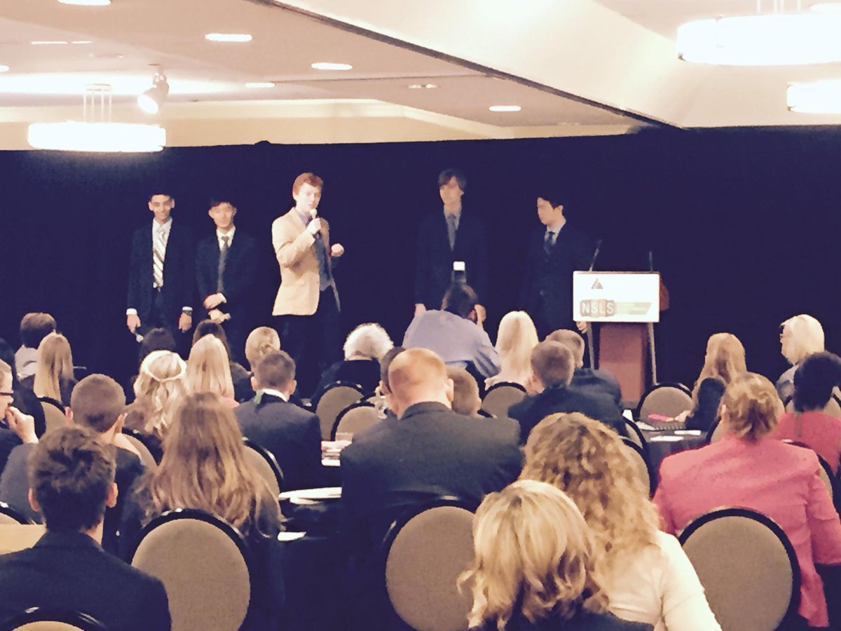Mustang Mail from @JAUpperMidwest tells the #JASummit judges about creating their custom/hand delivered cards