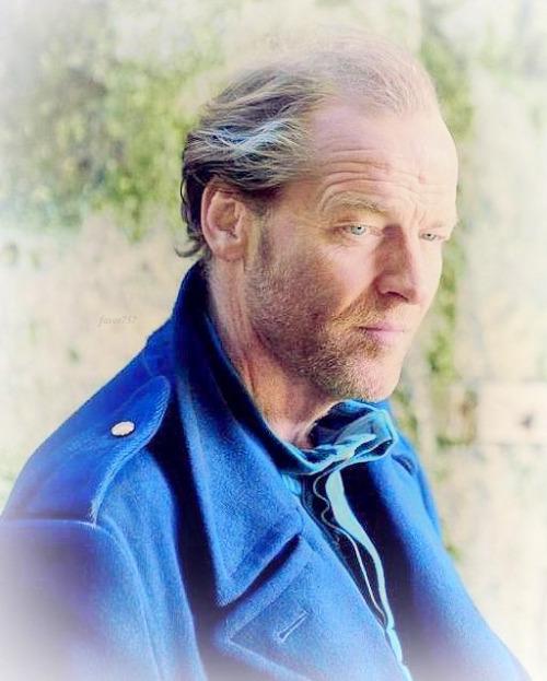Oww, happy birthday Iain Glen ( ³ ) 