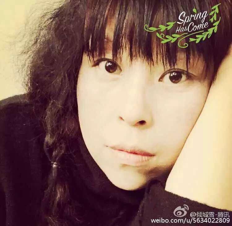 ZhouFengSuo's tweet photo. 韩冰因为纪念六四26周年被捕，家人为她的自由呼吁。
Han Bing detained since #TAM26 for posting historical pictures online #china #Humanrights http://t.co/Rxqc9FqNJC