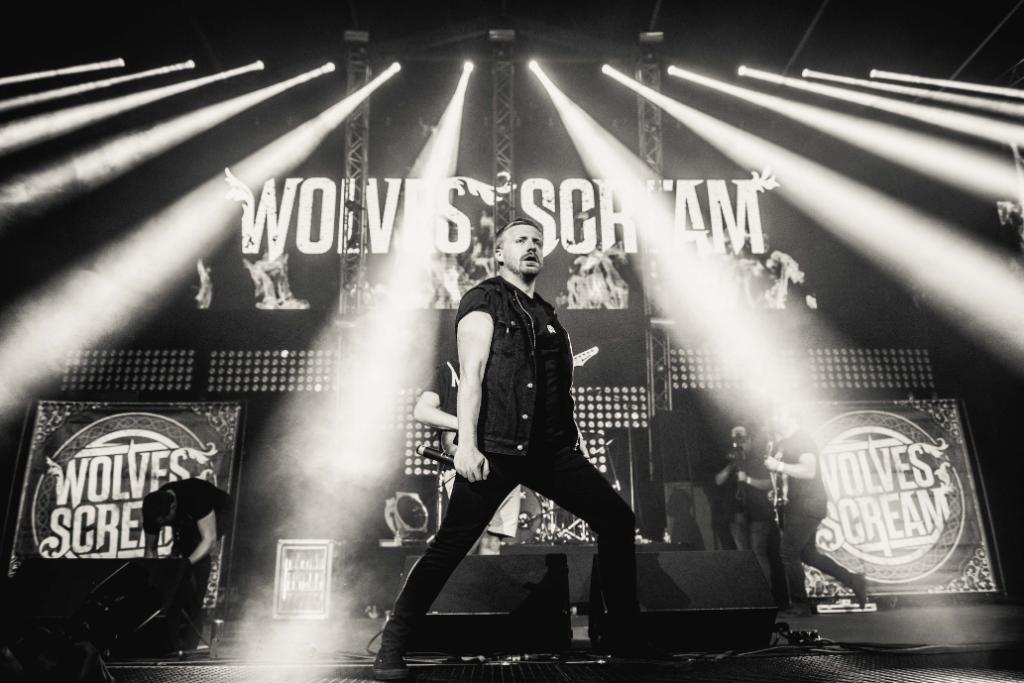 RedBullBe's tweet photo. We've selected the best images from our Red Bull Bedroom Jam bands @ Graspop. Enjoy! http://t.co/RQRXhyzbWn #RBBJBE http://t.co/VjSmczyIEP