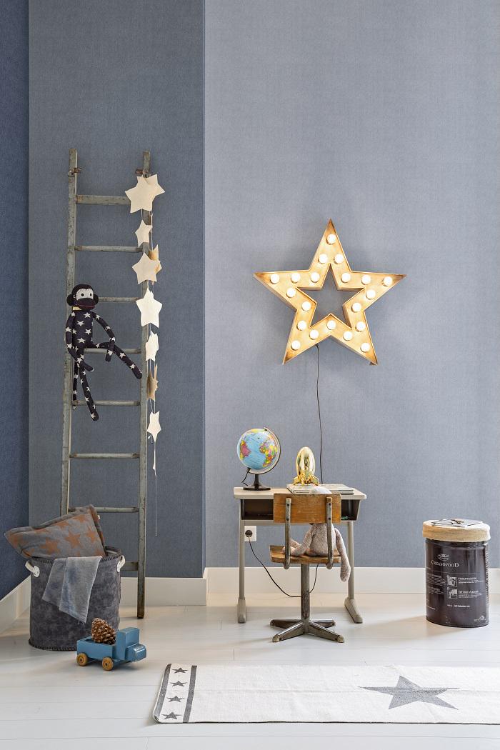 Is je spijkerbroek ook jouw favoriete kledingstuk?Er is nu jeans behang: #Denim v <a href="/BNinternational/">Tirth Shah</a>. Nu in de winkels.