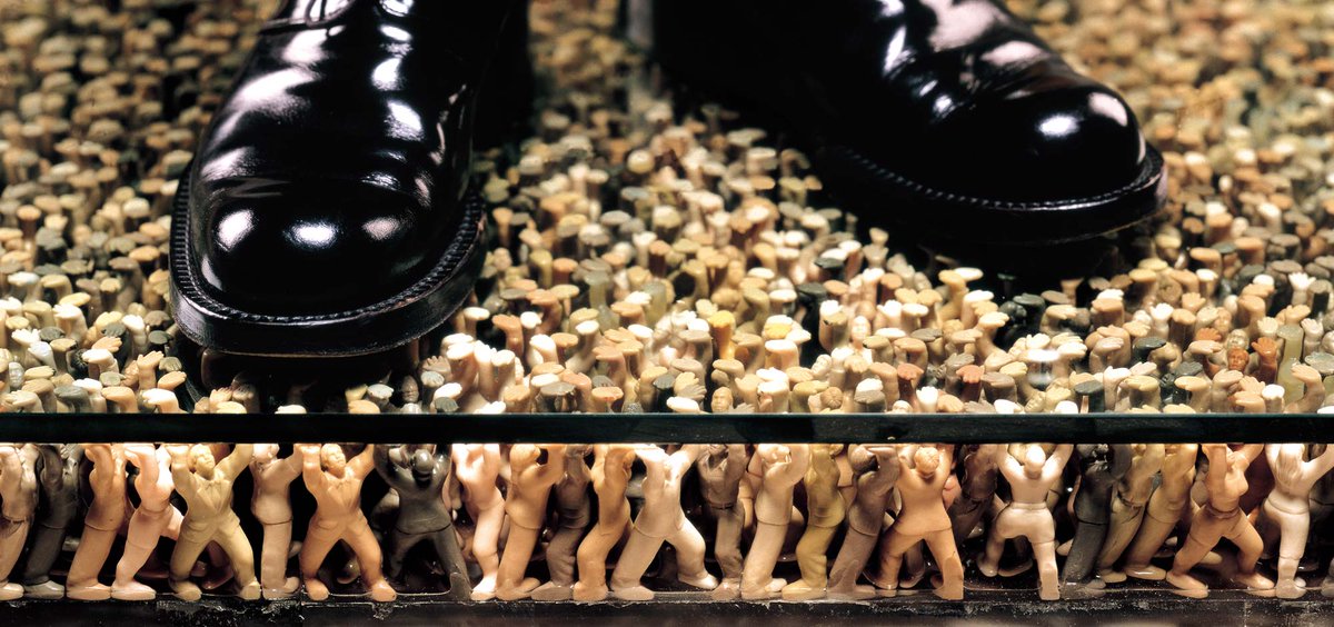 HarvardBiz's tweet photo. It’s time for HR to rethink programs that have been around since the 1950s: http://t.co/tbdE1uN6ZV http://t.co/QjnEonEep9