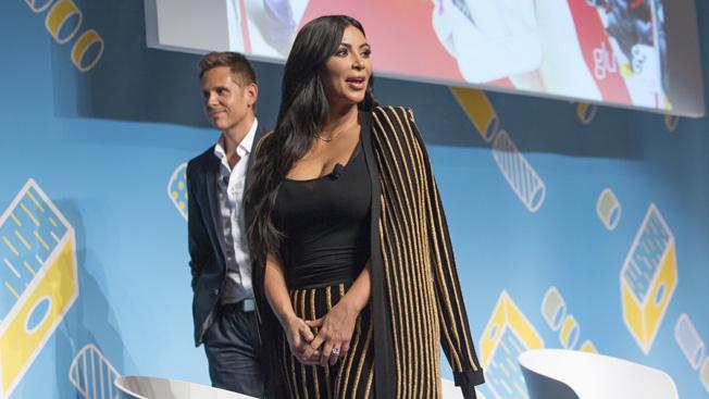 Adweek tweet picture