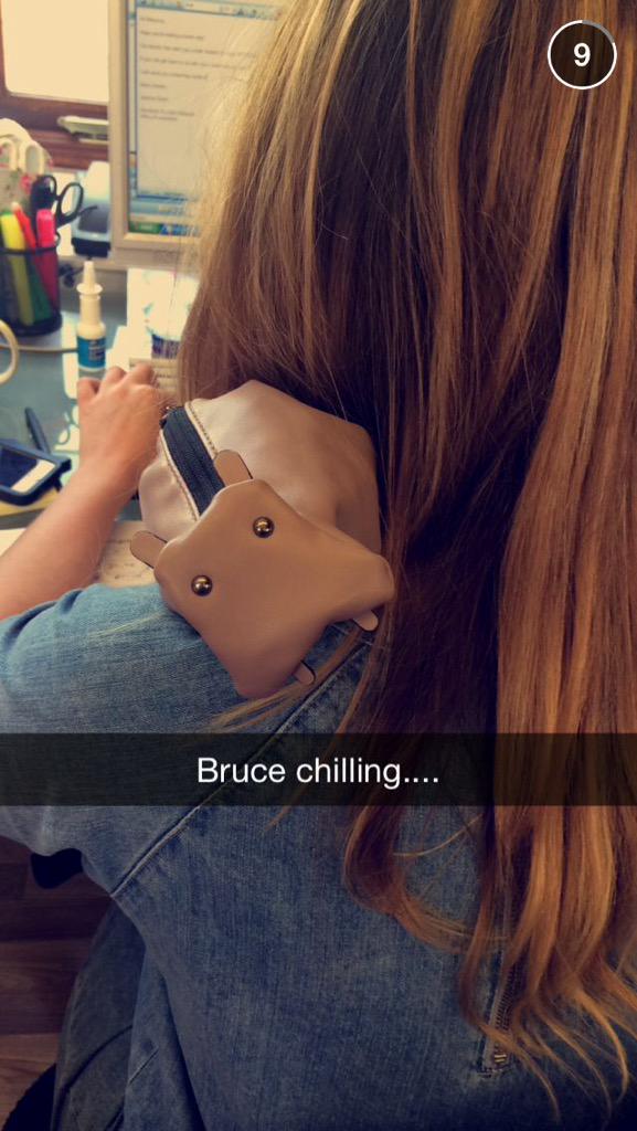 jessicaasouth_'s tweet photo. errrrr @char_kowal can you stop papping me and Bruce at work 👀 http://t.co/7Az6WVaZ5r