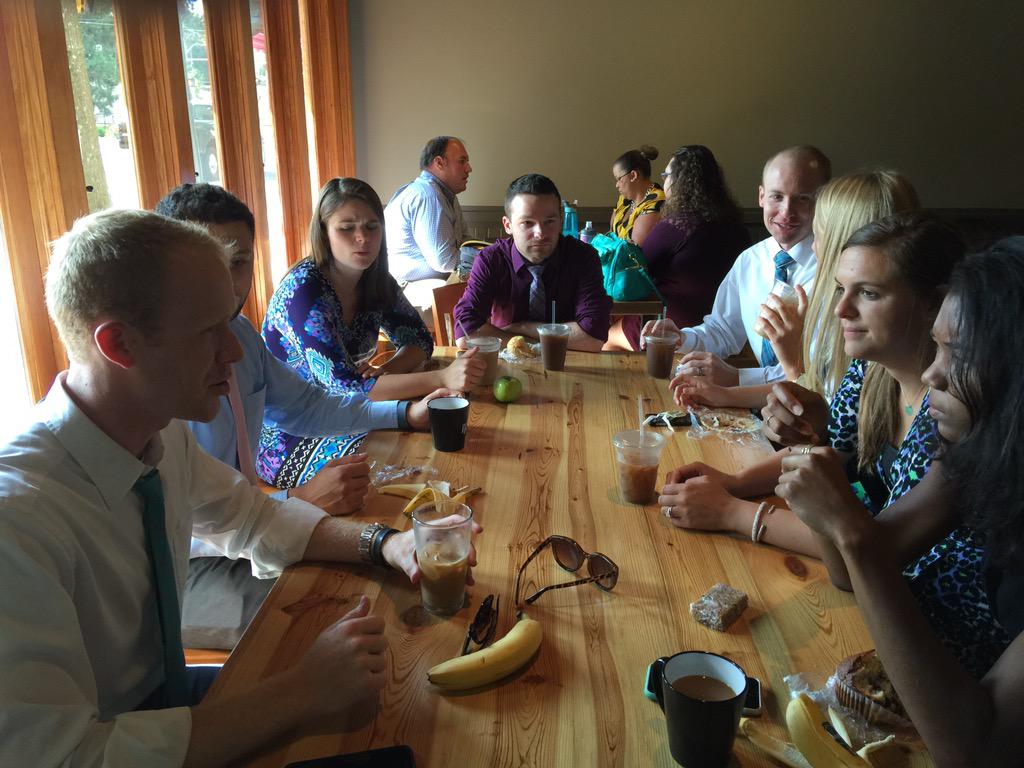 elonuniversity's tweet photo. Thank you @ElonOakHouse for being fantastic hosts for our 3 June @CollegeCoffeeEU. http://t.co/xvb1oqn2wV