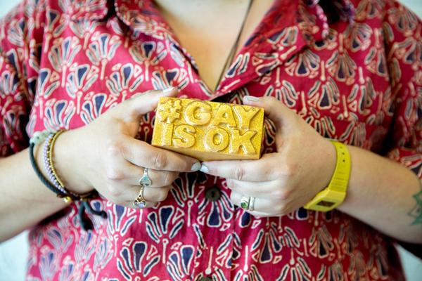 LushSpain's tweet photo. Ven a la charla de @arcopoli mañana en #lush #spa #Madrid y únete a nuestra campaña #GayIsOK http://t.co/FkWB7p80fm http://t.co/igGt2QLE4k