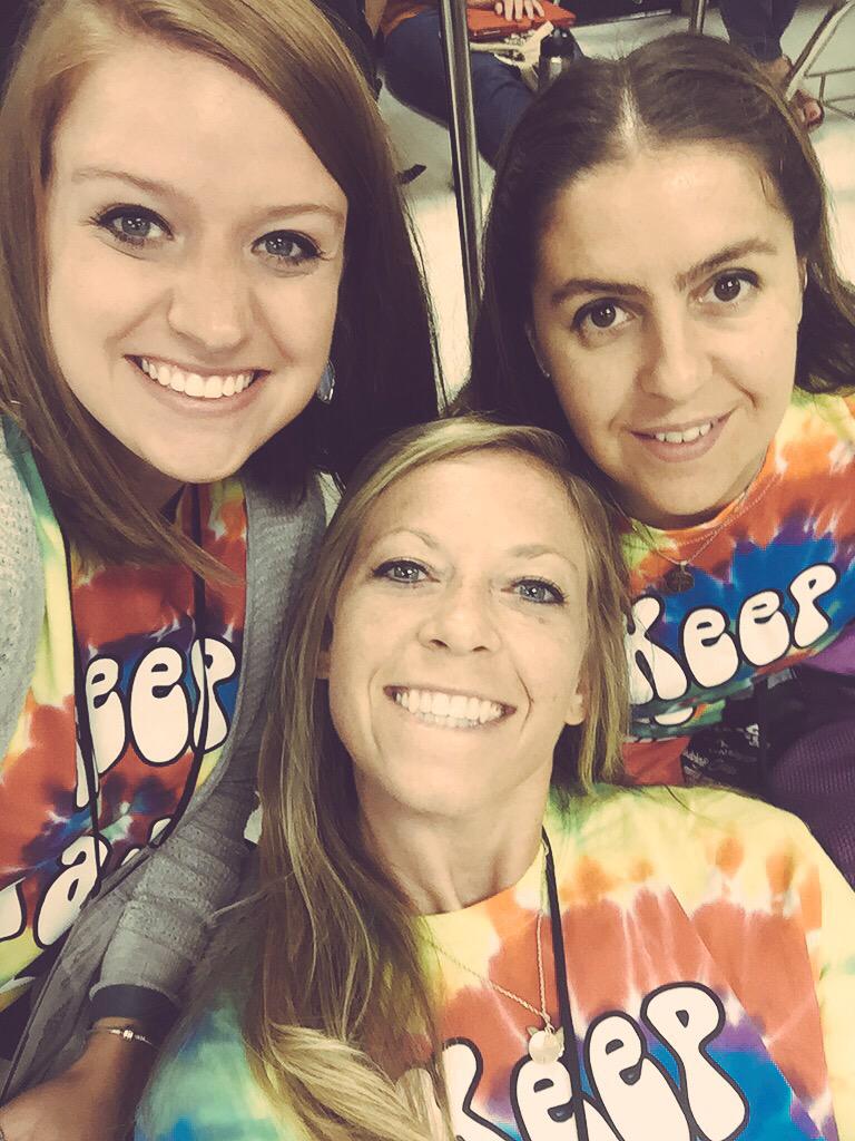 SarahFirsching's tweet image. Ready for our first session of the day! #learningisloud @GetKahoot @mbusicoflight