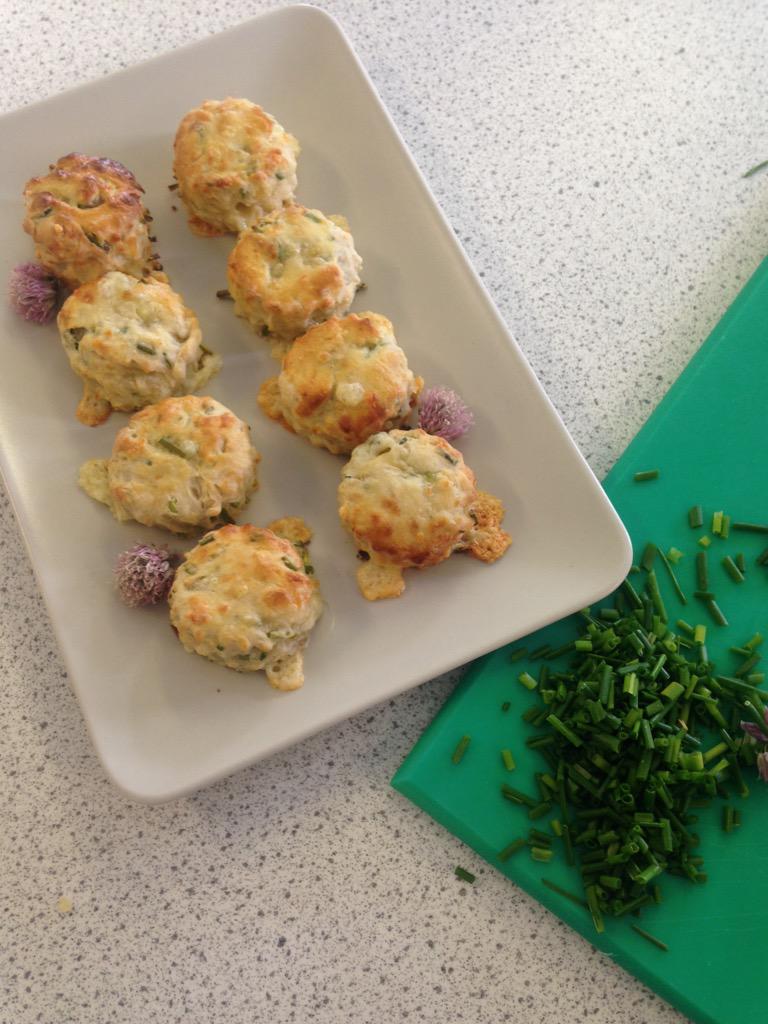 FGSfood's tweet photo. @CreateFGS homemade cheese and chive scones using chives from the garden...mmmmmm http://t.co/5URXcxk27Y