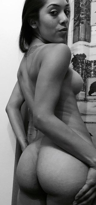 #assWednesday http://t.co/MMRuq6Y3C4<a href="/tag/asswednesday"class="tags">#assWednesday</a>