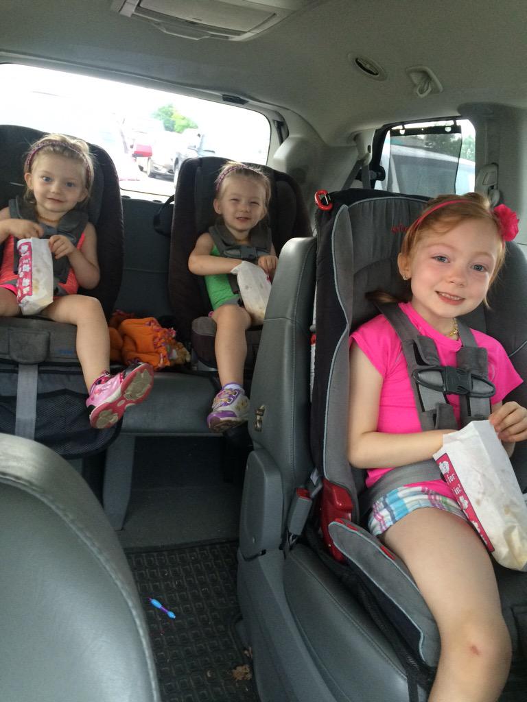 sixcrazysoups's tweet image. Stopped by @FirstCommSTL for @SFStLouis tickets and picked up some snacks for the road too :) #weallscreamforpopcorn