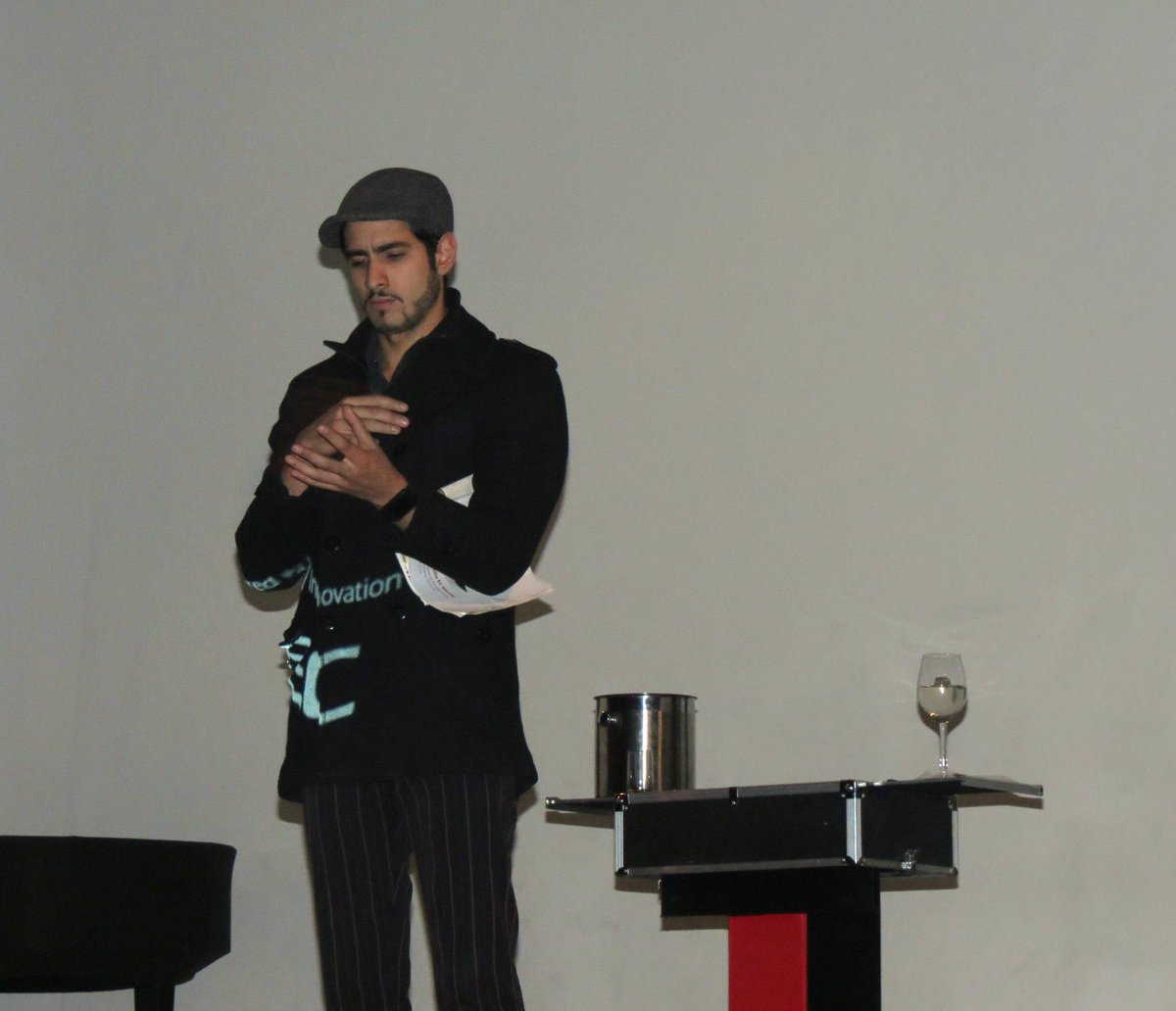 uazuay's tweet photo. Inauguración de la XI edición de los @tintatinto en @uazuay http://t.co/ojFj1HSzT0