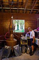 #Whiskey Wednesdays at <a href="/TheShoresResort/">The Shores Resort & Spa</a> to start with @handmadewhiskey from Umatilla. news-journalonline.com/article/201506…-