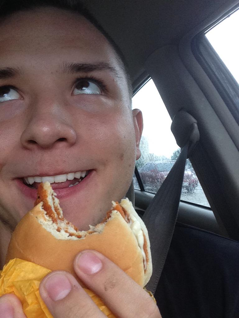 btippie3449's tweet photo. Woman Crush Wednesday @dismads @Madiinicolee_ @NicholasCobos http://t.co/4VJ9ekF0bK