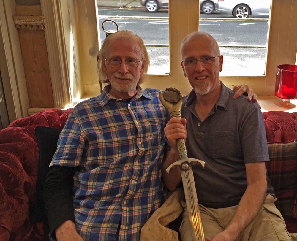 ianfrightfest's tweet photo. A jolly pleasant lunch with Hawk The Slayer director Terry Marcel and original Mind Sword. Priceless.
#hawkthehunter http://t.co/XaFOMK1FHq