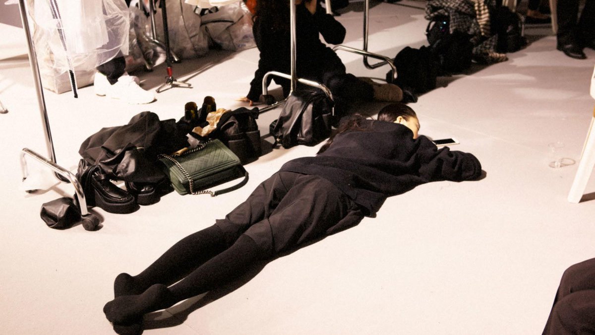 i_D's tweet image. 35 realities of working in the fashion industry–&quot;It&apos;s only clothes&quot; will be your new mantra: bit.ly/1SKkUNZ