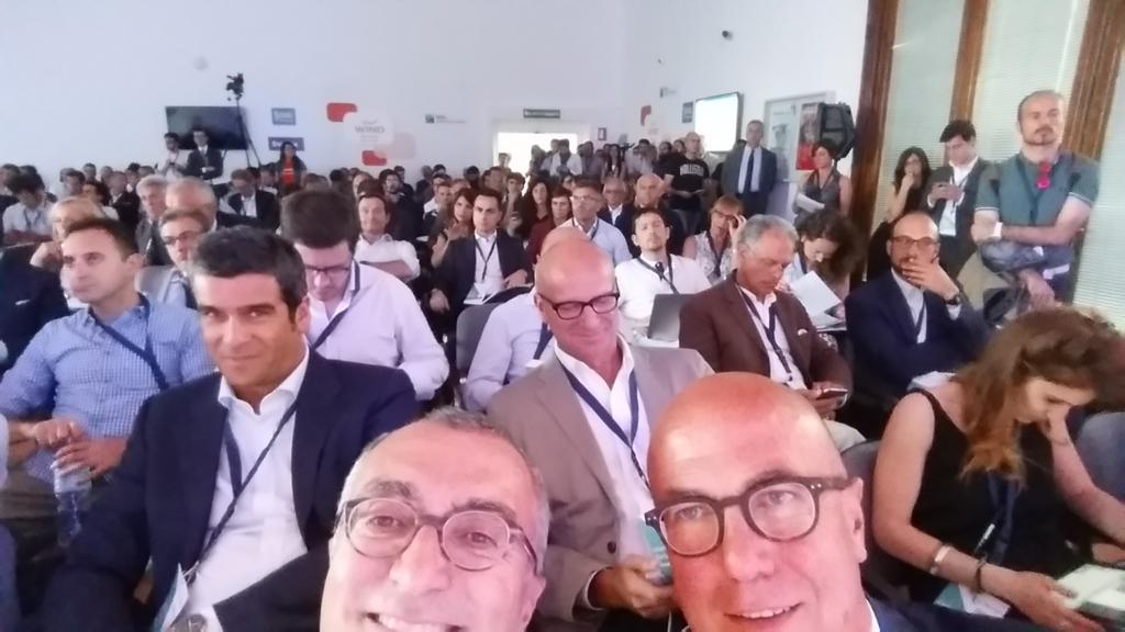 gigicapello's tweet photo. È partito l'investor day di LUISS @EnLabs 6 start up presentate agli investitori per #investnow http://t.co/EaqKmIGQVI